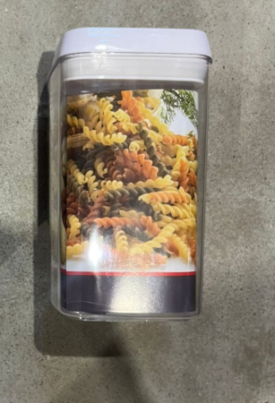 Контейнер пластиковый 2,3л для молока